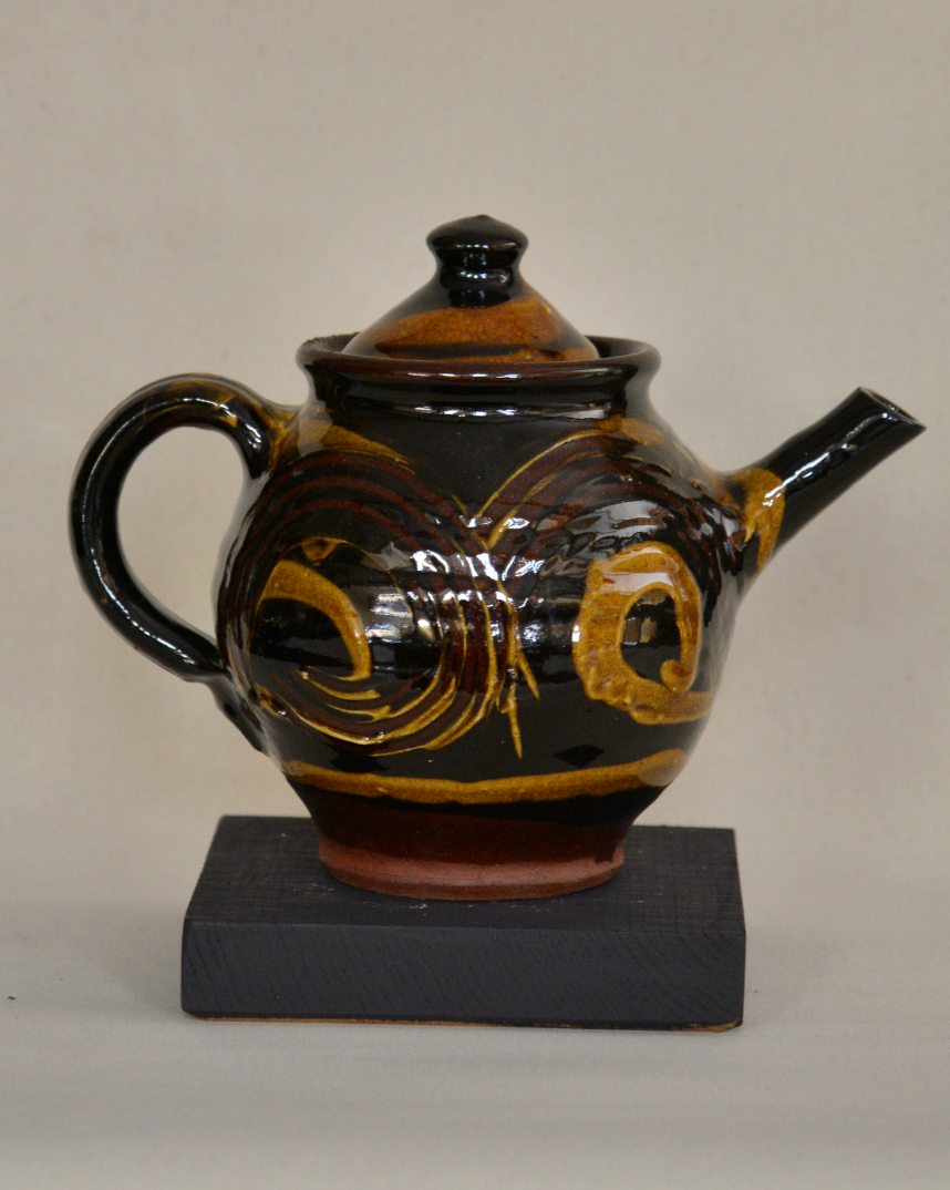 Adam Keeling tableware