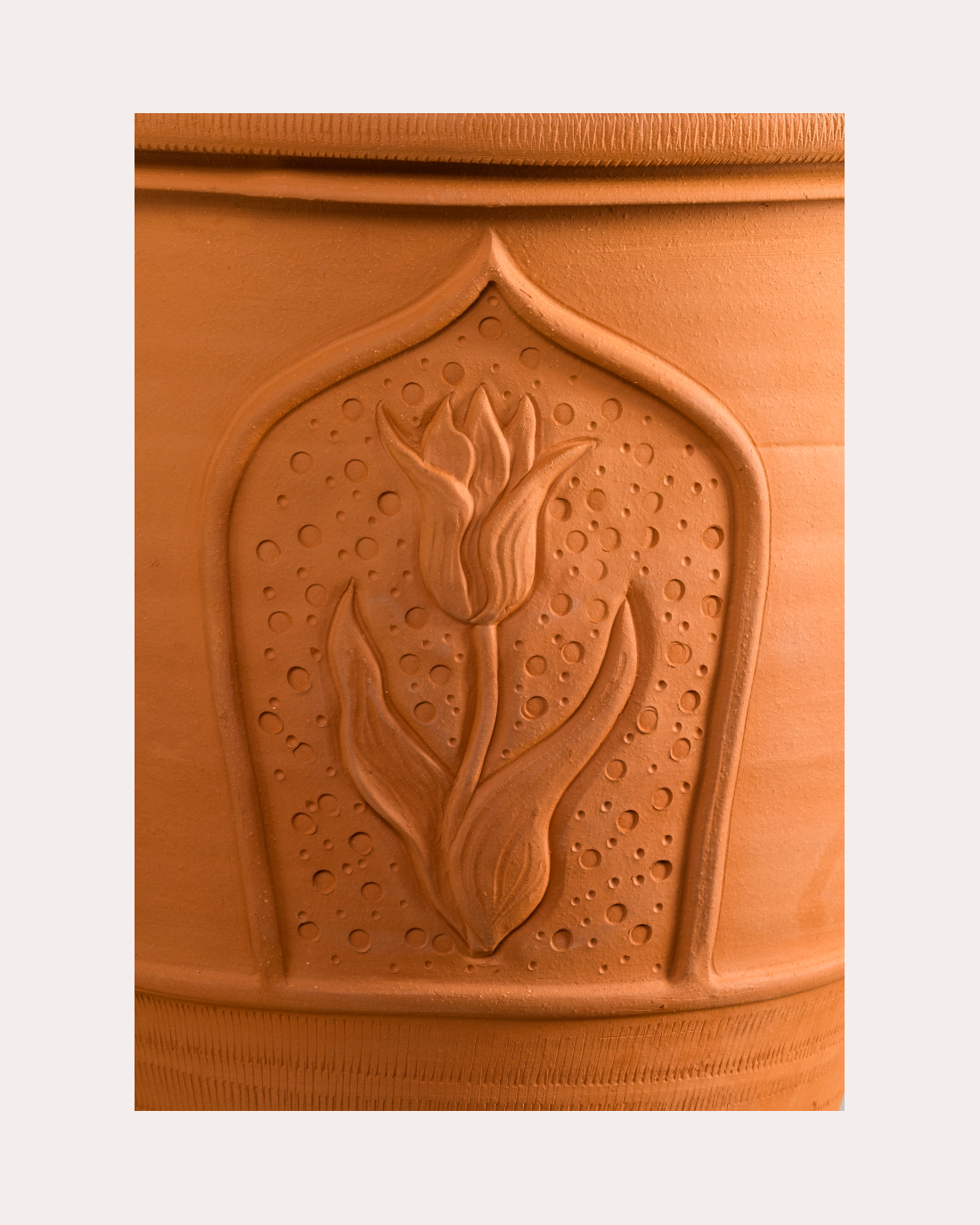 390BC Majestic Tulip Pot