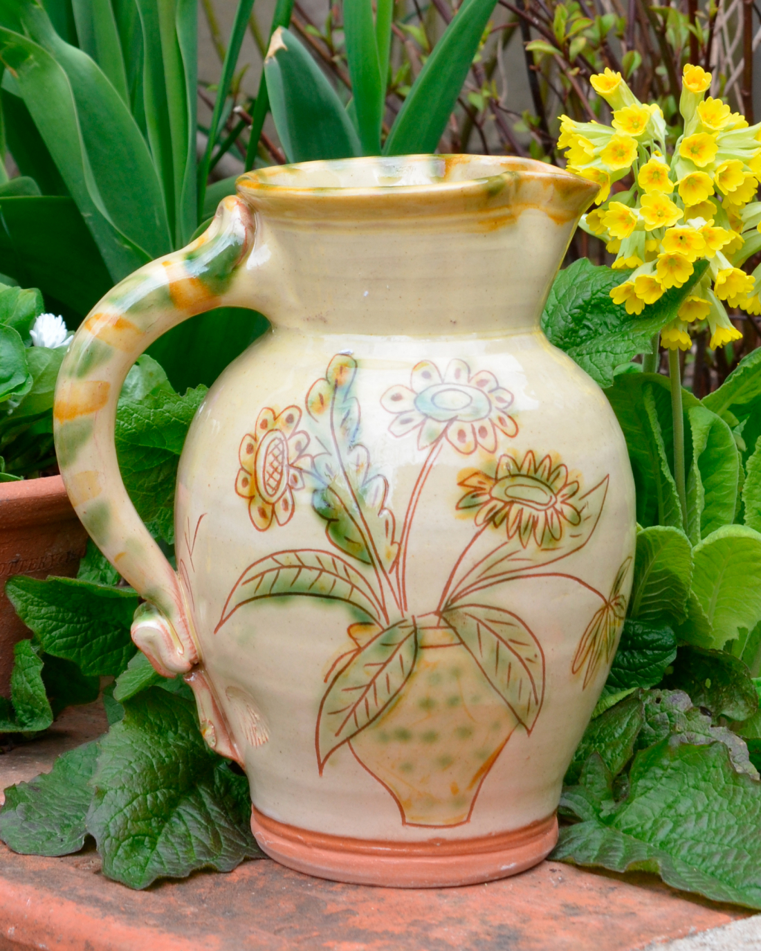 Sgraffito tableware by Jim & Dominique Keeling